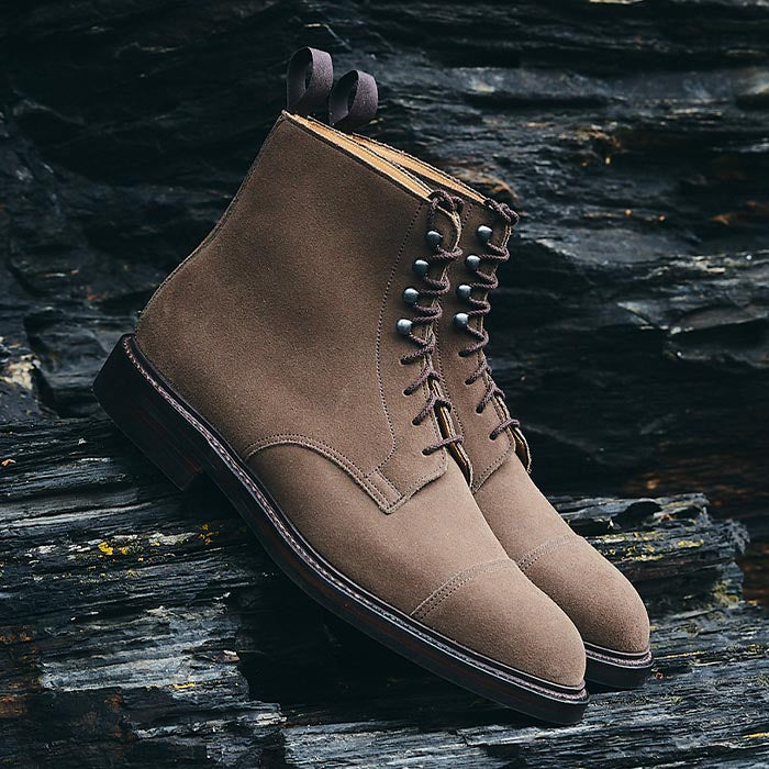 Can you wear Suede in the Winter?